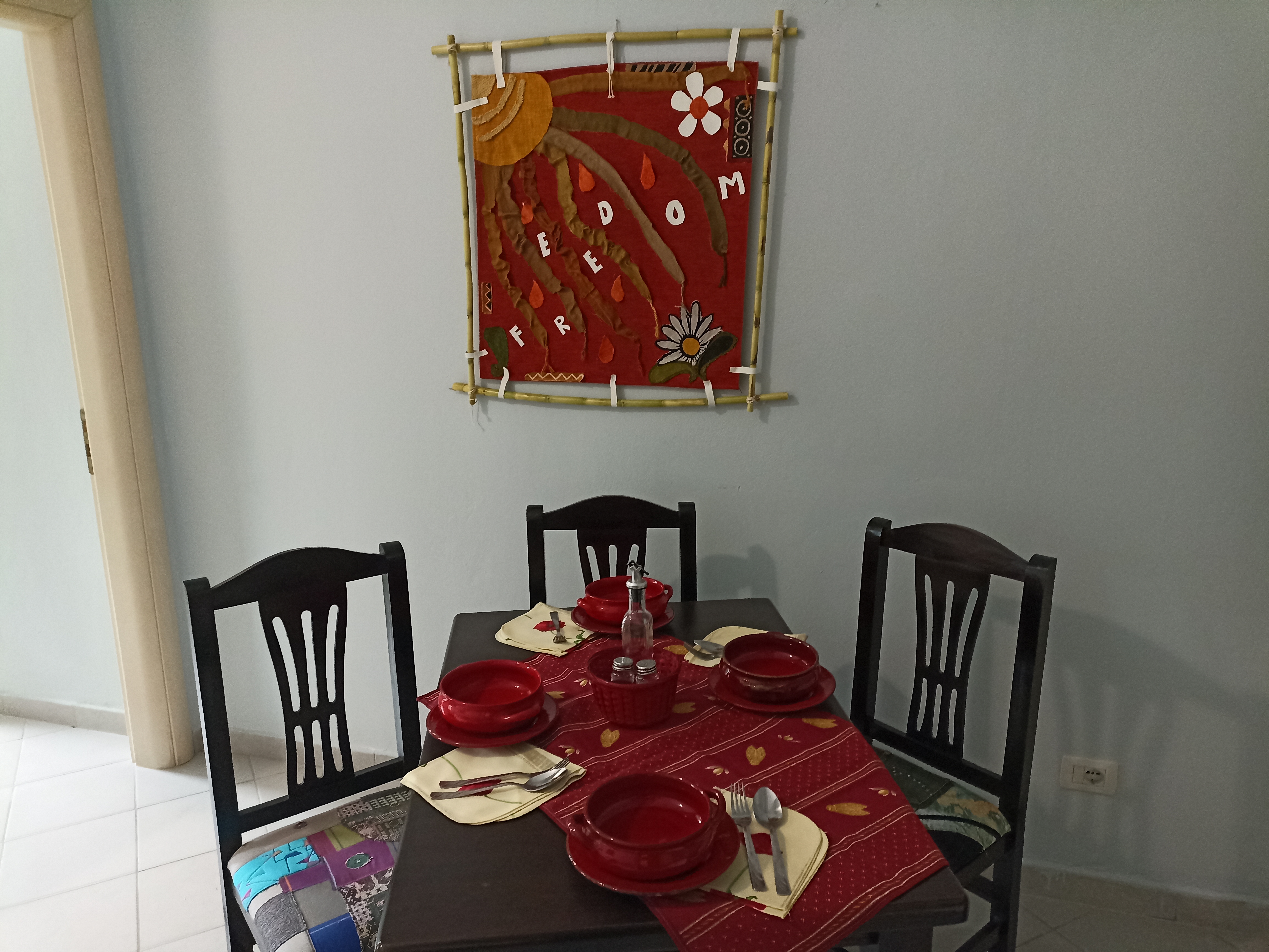 Apartment Holly with table and chairs